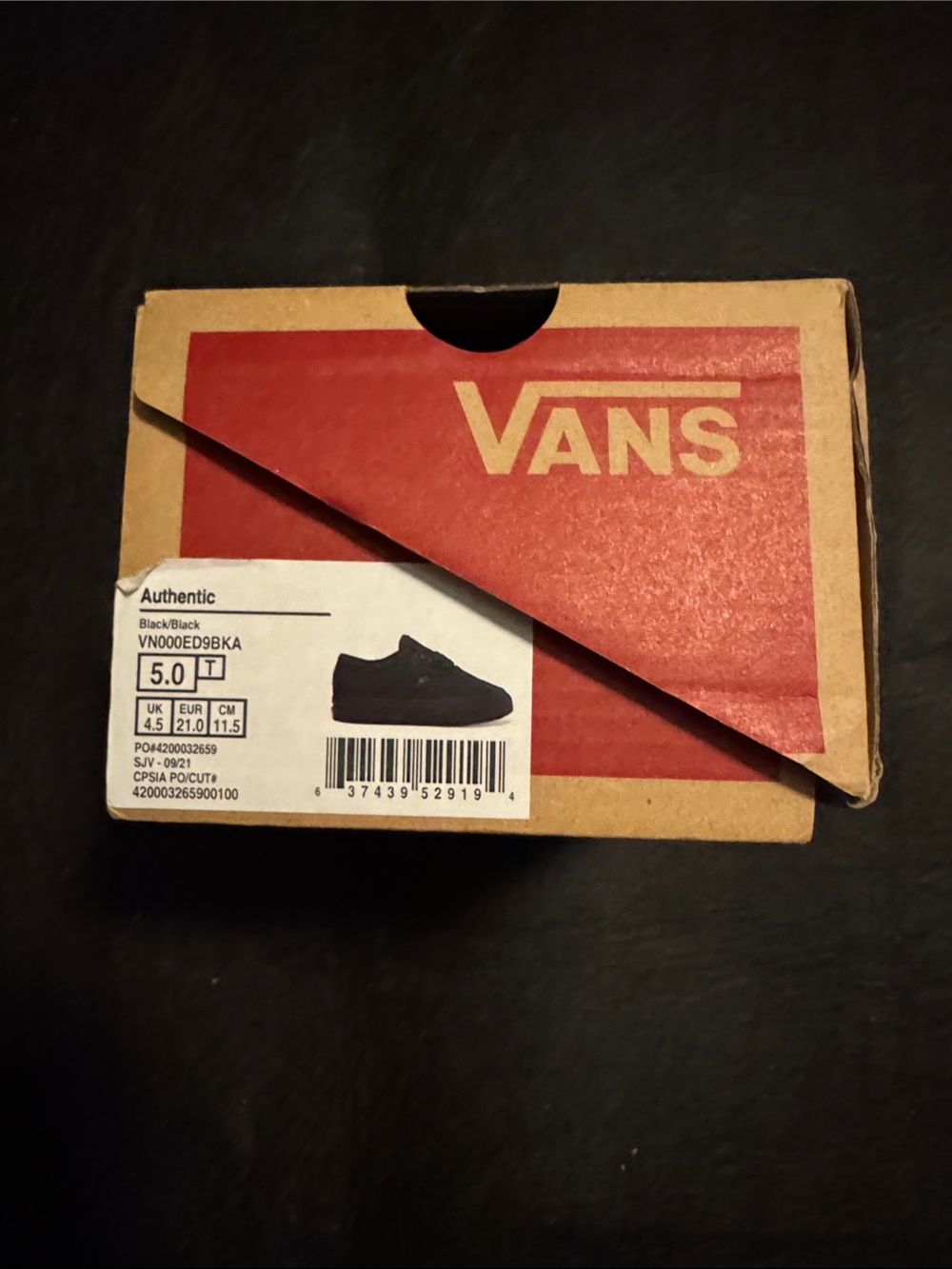 BNIB Vans Kids Authentic Sneakers - Black